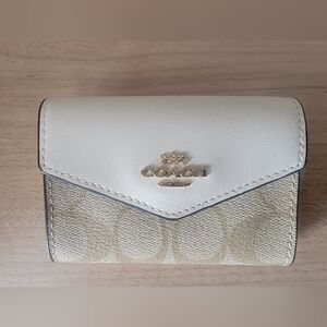 NWT COACH CARDCASE
